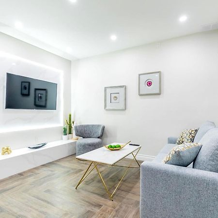 Modern Pet-Friendly Chinatown Apartment โตรอนโต ภายนอก รูปภาพ