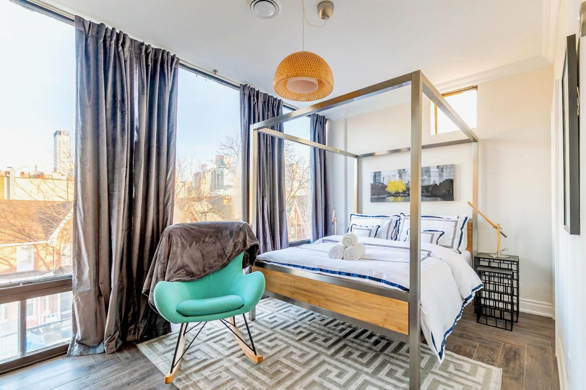 Modern Pet-Friendly Chinatown Apartment โตรอนโต ภายนอก รูปภาพ